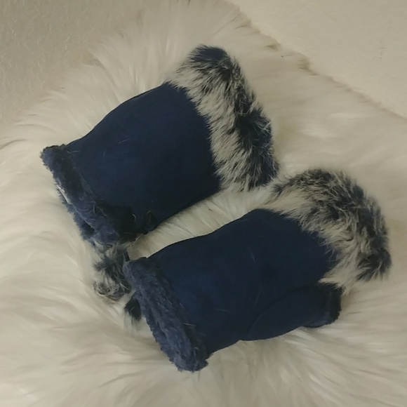 Blue Faux Fur Fleece Fingerless Winter Gloves - Picture 12 of 16